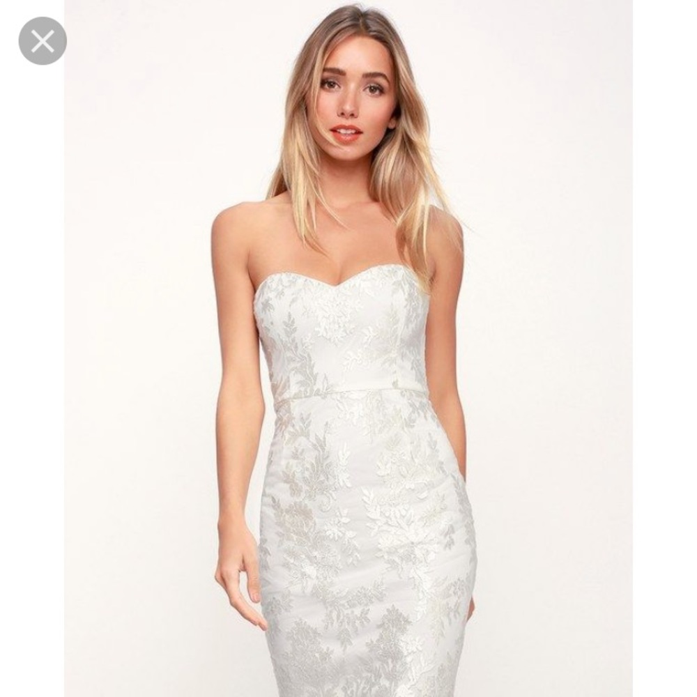 Lulus Dress 👗 - Picture 2 of 2
